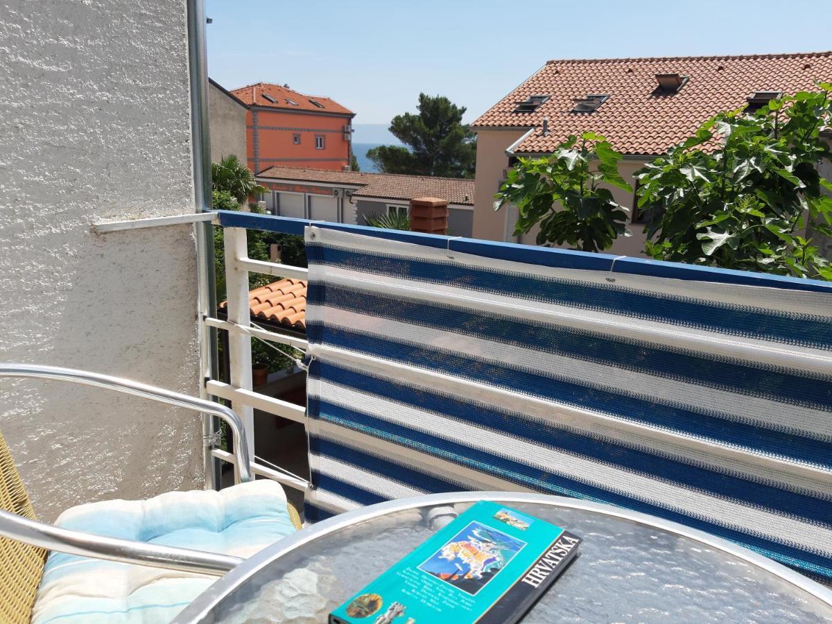 Apartment Crikvenica Car Extérieur photo